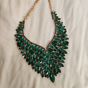 Natasha Accessories exquisite vintage gold necklace with faux emerald gems